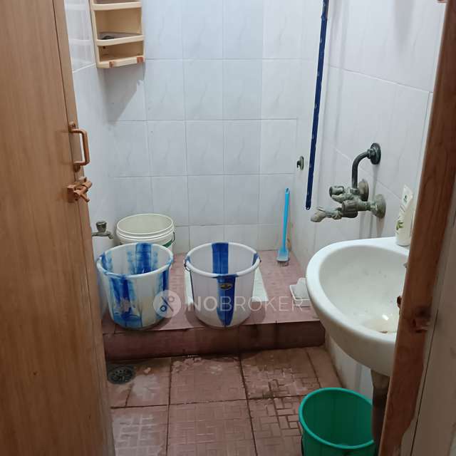 2 BHK Flat In Oyester Homes Crest Castle For Sale  In Cholambedu