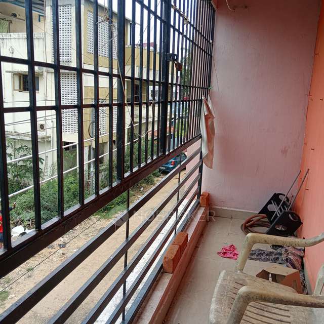 2 BHK Flat In Oyester Homes Crest Castle For Sale  In Cholambedu