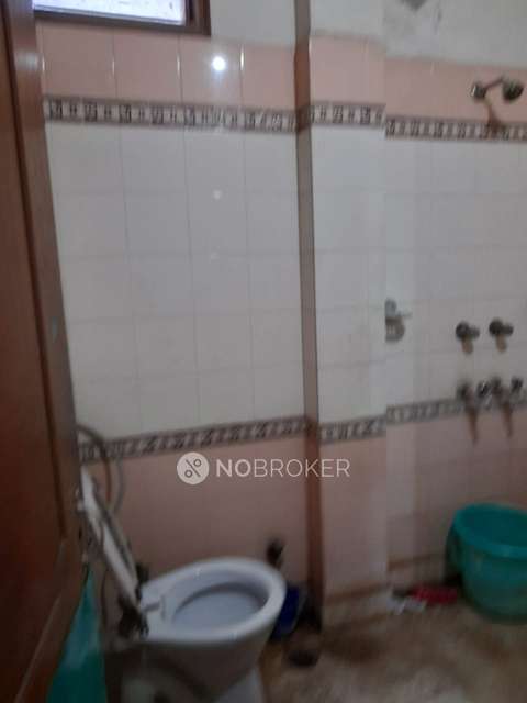 2 BHK Flat In Apartment For Sale  In Srinivaspuri