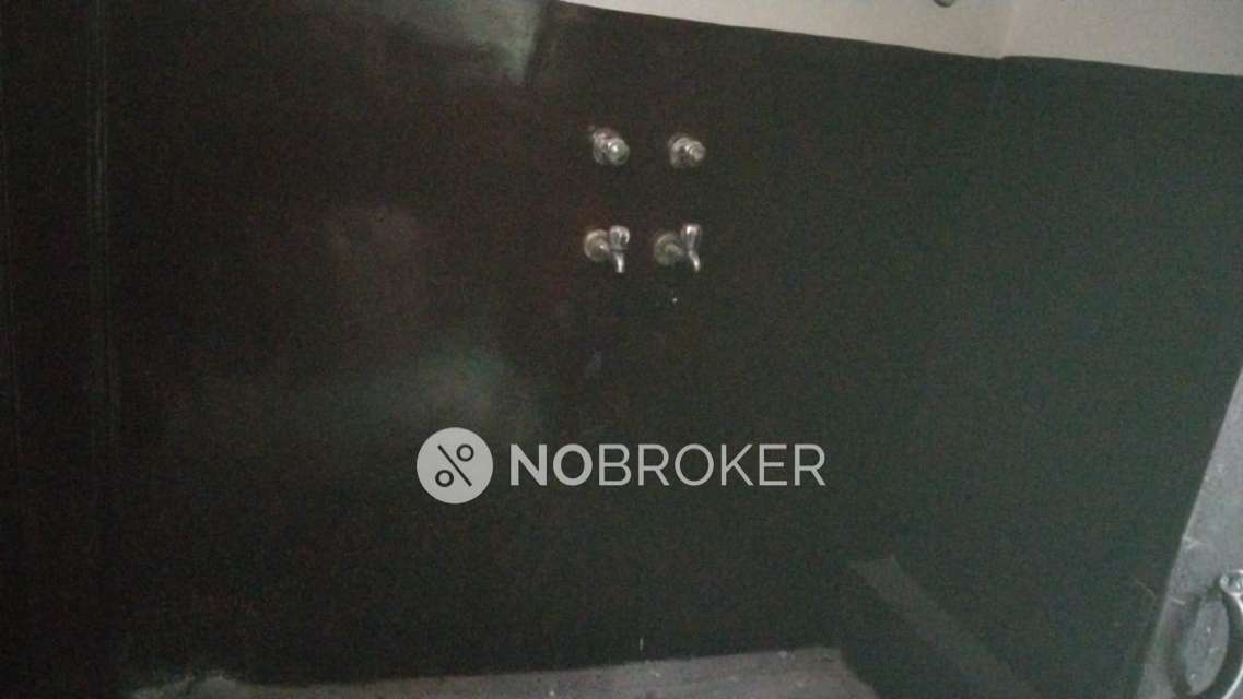 2 BHK Flat In Lig Dda Flats For Sale  In Pitam Pura