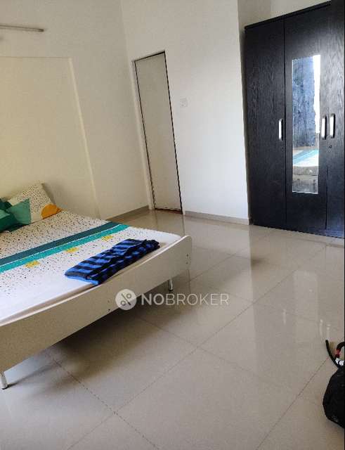 2 BHK Flat In Kumar Purab For Sale  In Hadapsar