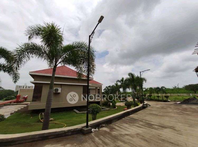 2 BHK Flat In Silver Treasure for Rent  In Urse Talegaon Rd