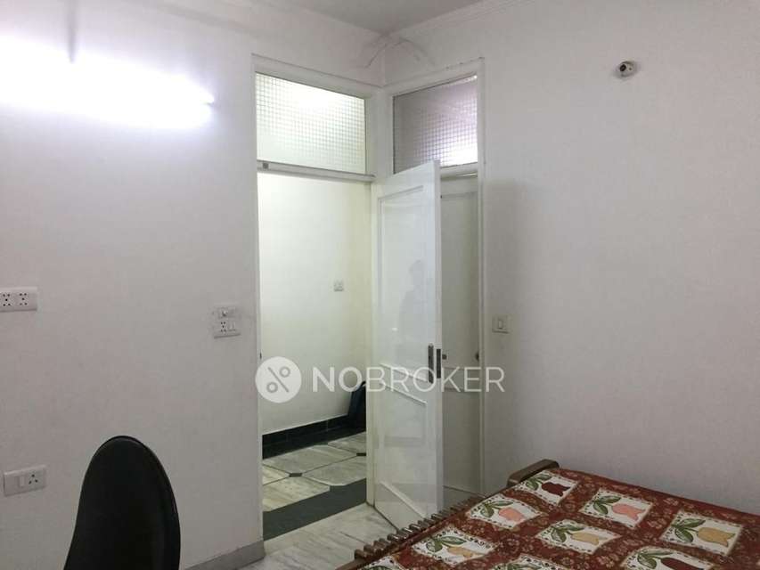 3 BHK Flat In Standalone  Building  For Sale  In Roop Nagar