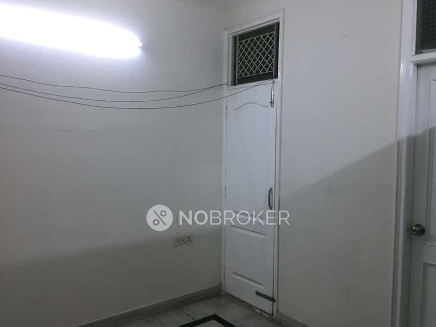 3 BHK Flat In Standalone  Building  For Sale  In Roop Nagar
