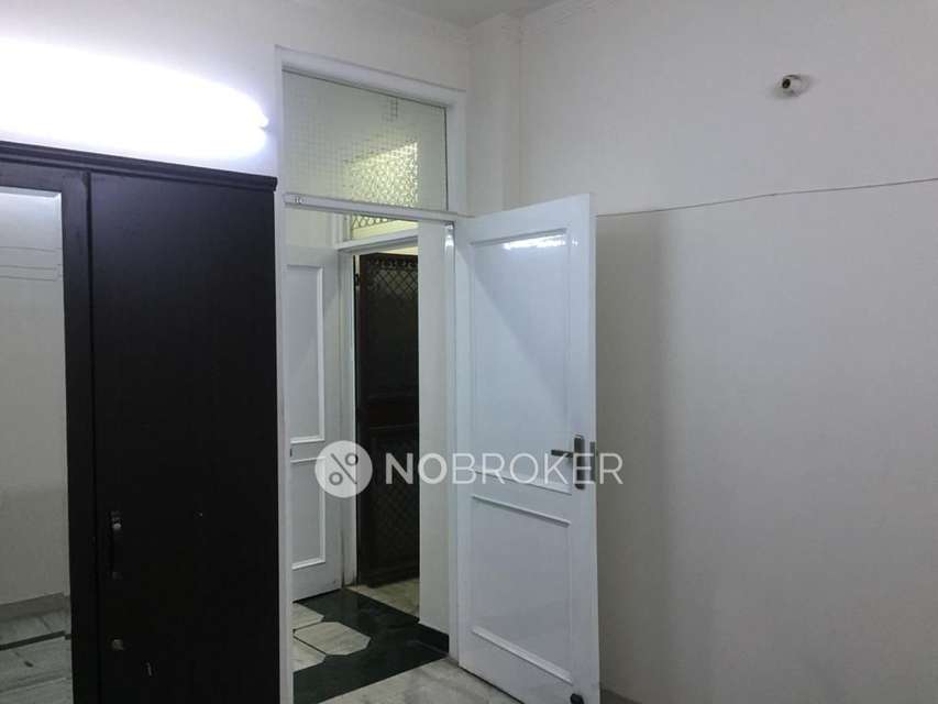 3 BHK Flat In Standalone  Building  For Sale  In Roop Nagar