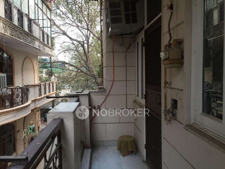 3 BHK Flat In Standalone  Building  For Sale  In Roop Nagar