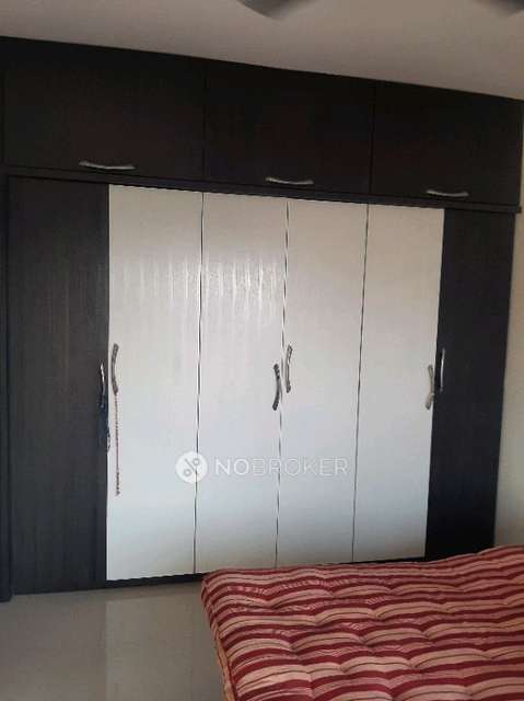 1 BHK Flat In Tarangan Kasarvadavli  For Sale  In Thane West