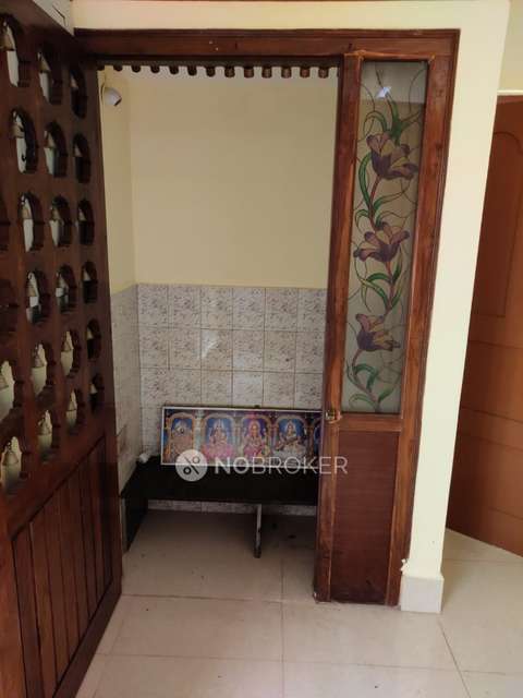 4+ BHK Flat For Sale  In Basaweshwara Nagar