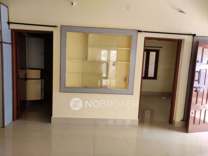 4+ BHK Flat For Sale  In Basaweshwara Nagar