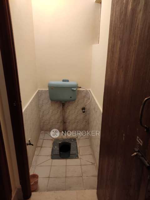 4+ BHK Flat For Sale  In Basaweshwara Nagar