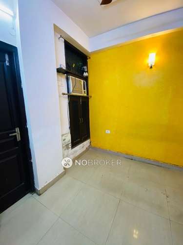 3 BHK Flat In Standalone Building  For Sale  In Indirapuram