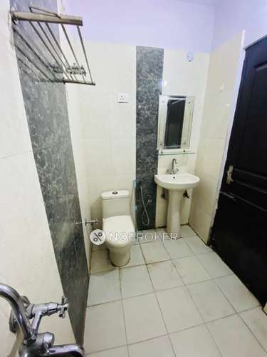 3 BHK Flat In Standalone Building  For Sale  In Indirapuram