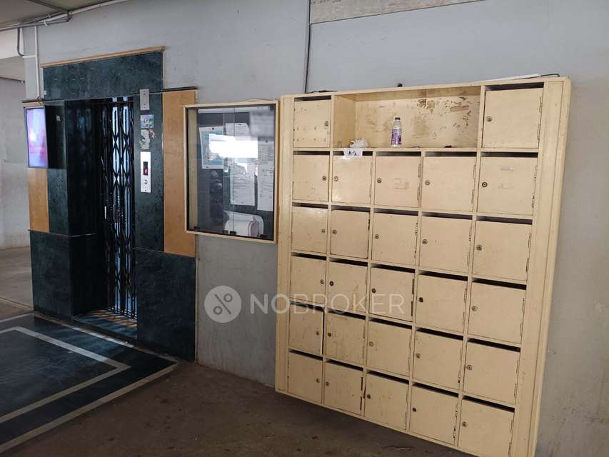 3 BHK Flat In Silicon Ridge For Sale  In Attapur