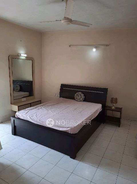 2 BHK Flat In Shirin Apartments For Sale  In Camp