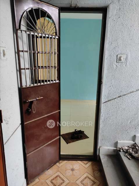 1 RK Flat In Ravechi Tower, Kalyan For Sale  In Spectrum Hospital