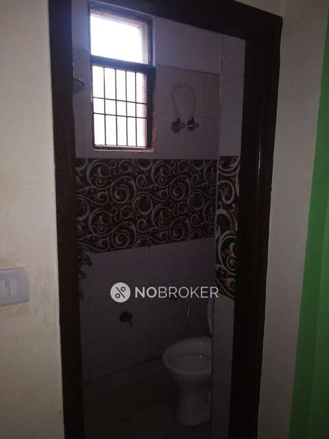 2 BHK Flat In Shiva Apartment  For Sale  In  Dlf Ankur Vihar