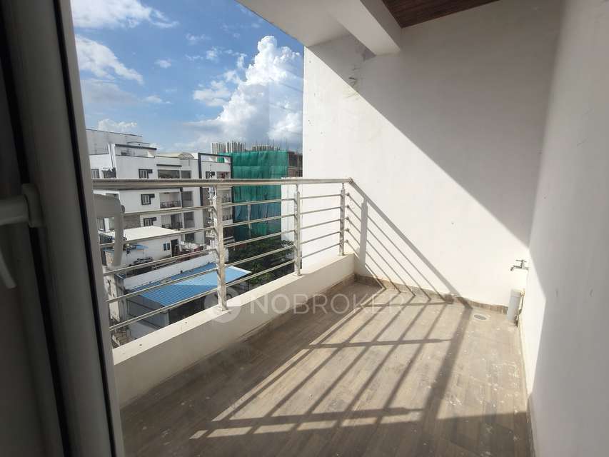 2 BHK Flat In Goldstone Jewel Park For Sale  In Puppalaguda