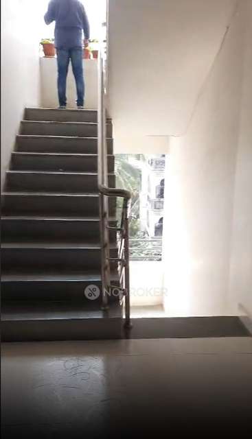 2 BHK Flat In Aparrtment For Sale  In Chanakyapuri