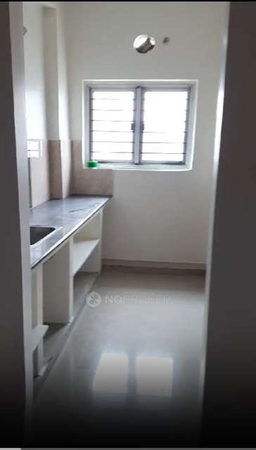 2 BHK Flat In Aparrtment For Sale  In Chanakyapuri