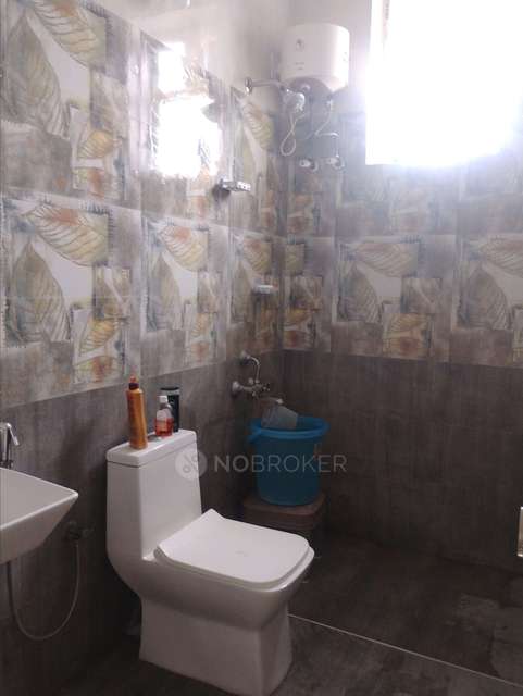 3 BHK Flat In Balmukund For Sale  In Basant Nagar