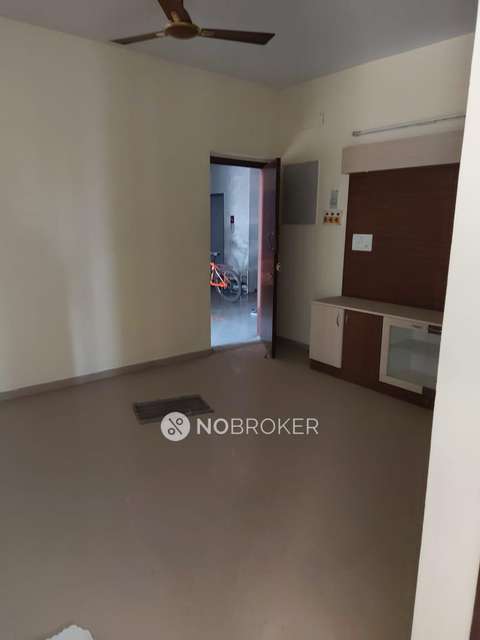 3 BHK Flat In Santha Towers For Sale  In Paruthippattu