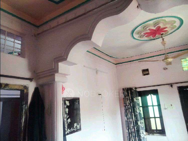 2 BHK House For Sale  In Hafeezpet