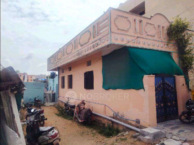 2 BHK House For Sale  In Hafeezpet