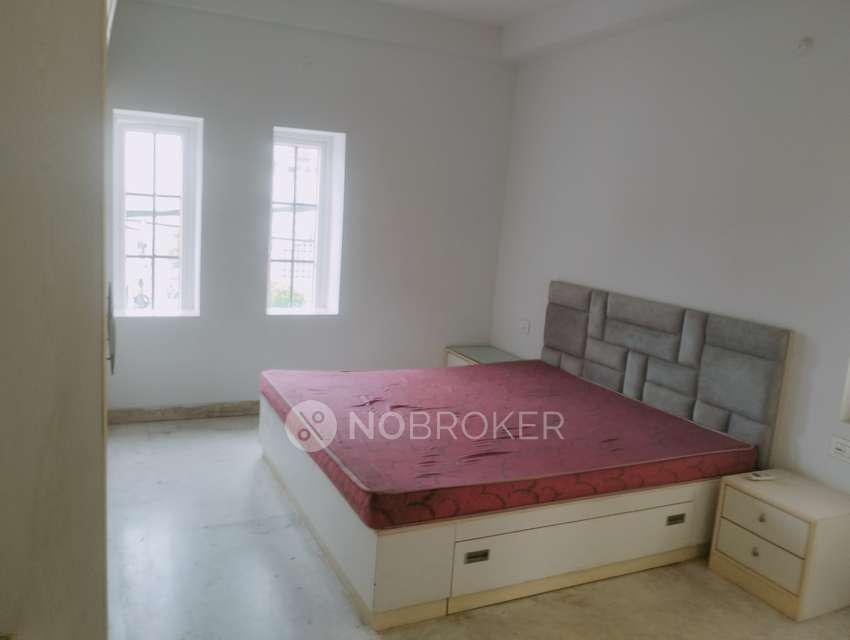 4+ BHK Flat For Sale  In Chanda Nagar