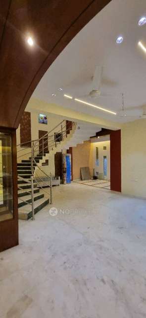4+ BHK Flat For Sale  In Chanda Nagar