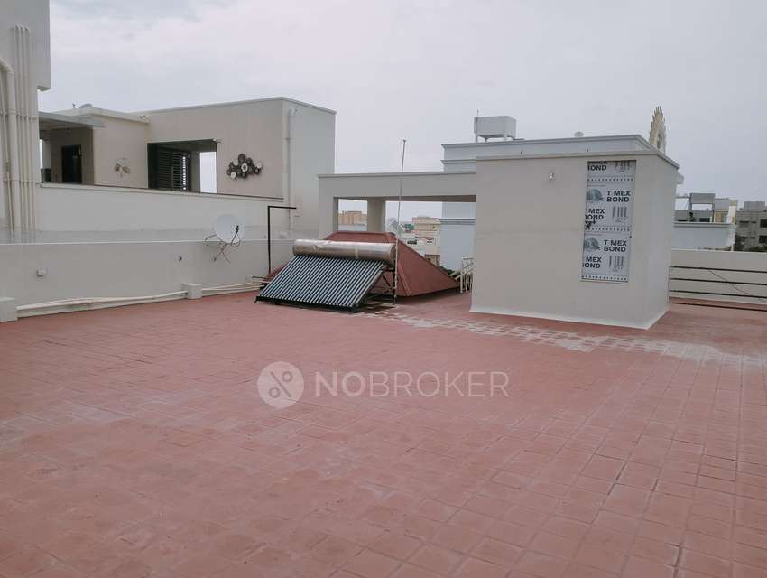 4+ BHK Flat For Sale  In Chanda Nagar