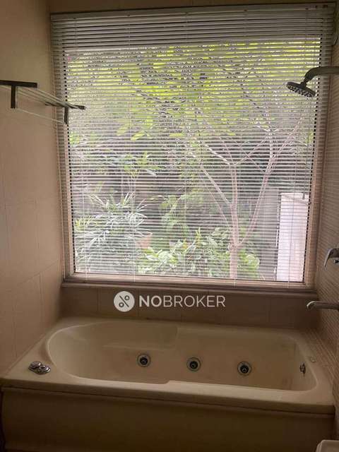 3 BHK Flat For Sale  In Kalkaji