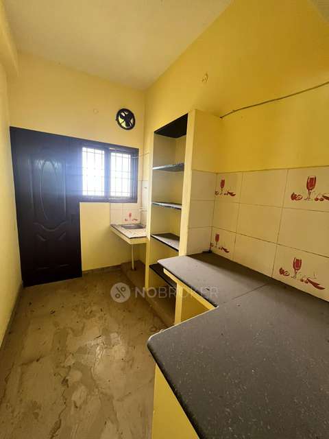 2 BHK Flat In Elegant Avenue  For Sale  In Kundrathur Main Rd