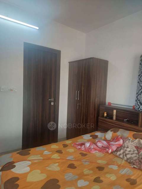 1 BHK Flat In Gulmohar Apartment  For Sale  In Chembur East