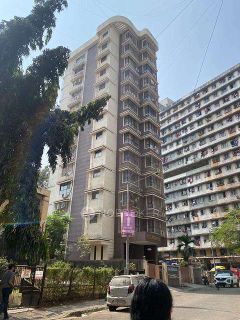 1 BHK Flat In Gulmohar Apartment  For Sale  In Chembur East