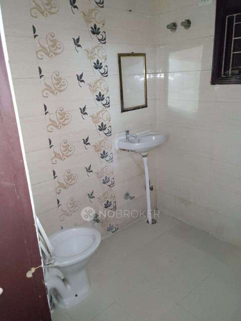 2 BHK Flat For Sale  In Mahipalpur