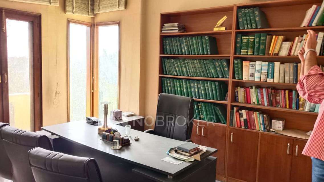 4 BHK Flat For Sale  In Greater Kailash