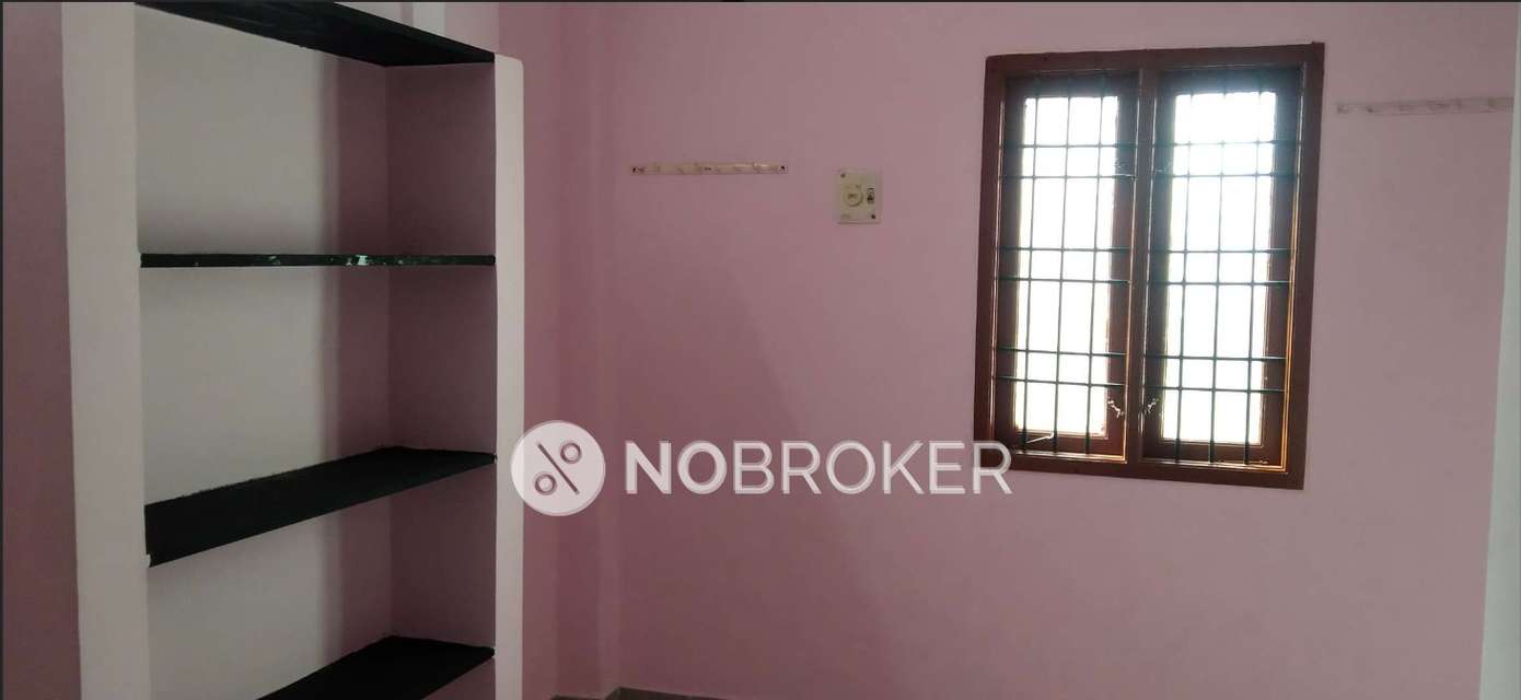 1 RK Flat In Standalone Buillding for Rent  In Thoraipakkam