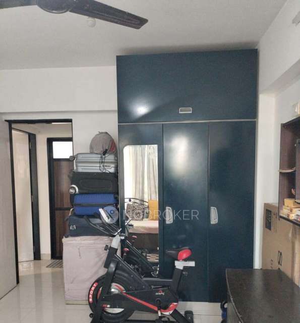 2 BHK Flat In  Geetanjali For Sale  In  Vile Parle East
