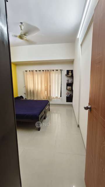 2 BHK Flat In Saket Complex, Kalwa For Sale  In Thane West