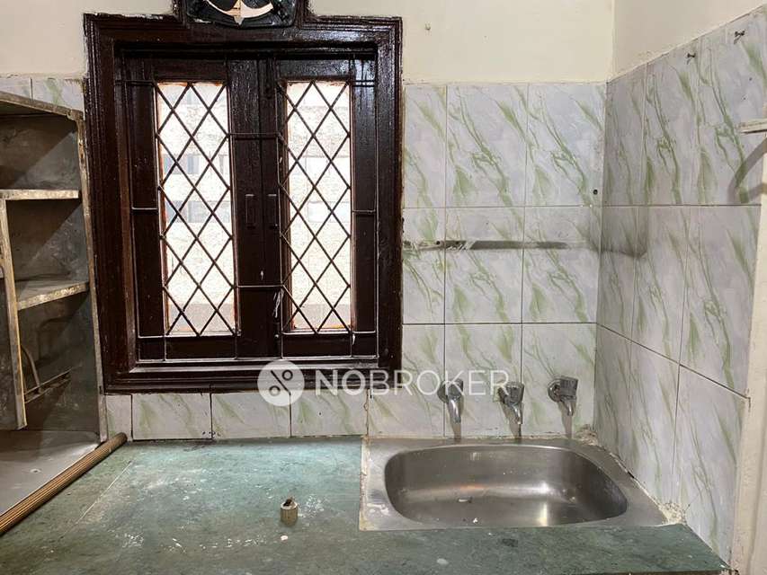 1 BHK Flat For Sale  In Govindpuri Extension