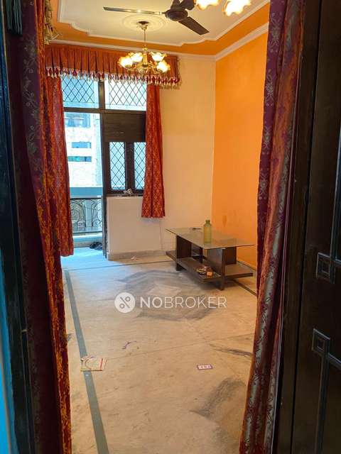 1 BHK Flat For Sale  In Govindpuri Extension