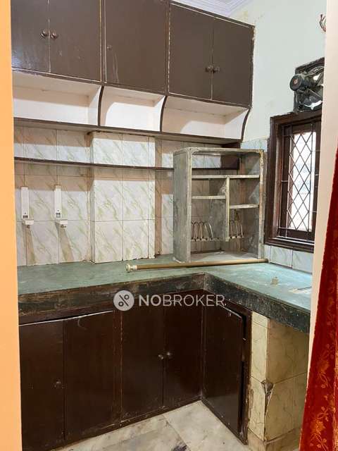 1 BHK Flat For Sale  In Govindpuri Extension