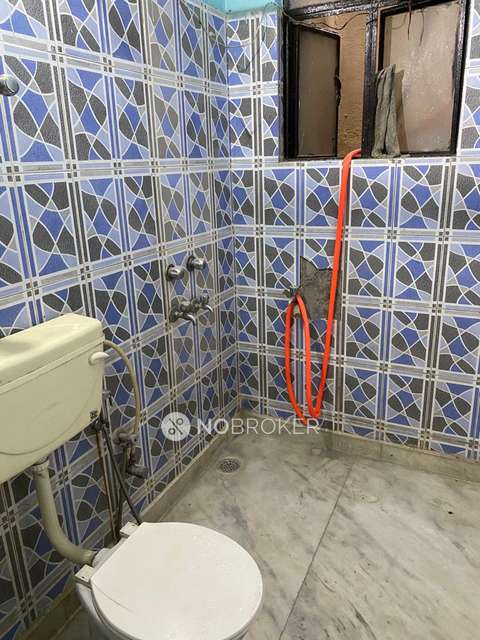 1 BHK Flat For Sale  In Govindpuri Extension