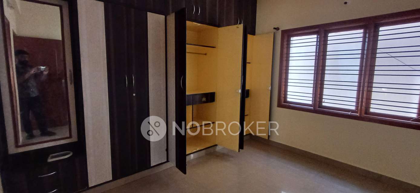 2 BHK House for Rent  In Banashankari  (only Veg)
