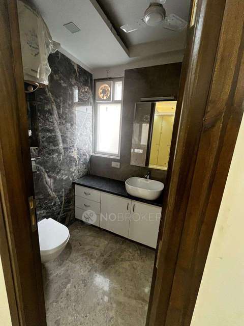 3 BHK Flat In Standalone Building	 For Sale  In Lajpat Nagar