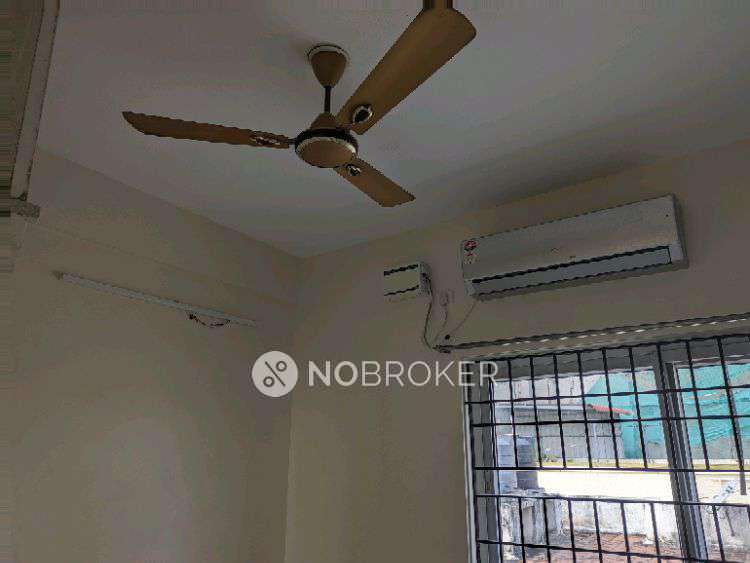 1 BHK Flat In Iswarya Anugraha For Sale  In Thiruvanmiyur