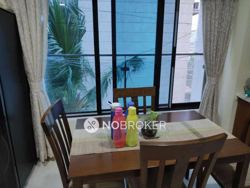 1 BHK Flat In One Chs For Sale  In Santacruz West