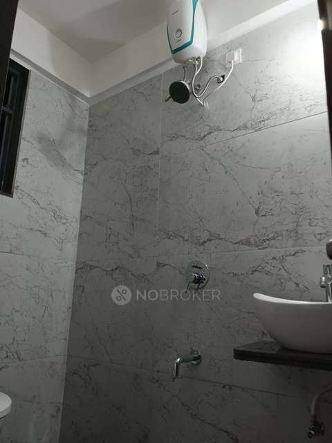 2 BHK Flat In Santiago Skyline, Takbhate Corner, Shani Mandir Chowk, Near Indira College for Rent  In 3, Indira College Rd, Wakad, Pune, Pimpri-chinchwad, Maharashtra 411033, India