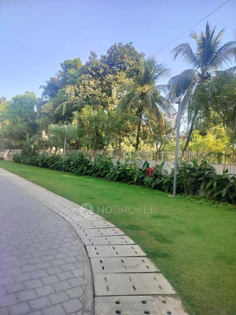 2 BHK Flat In Kalpataru Paramount C For Sale  In Thane West