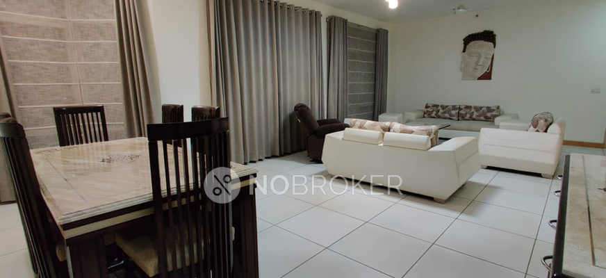 2 BHK Flat In Starcourt Tower  for Rent  In  Jaypee Greens